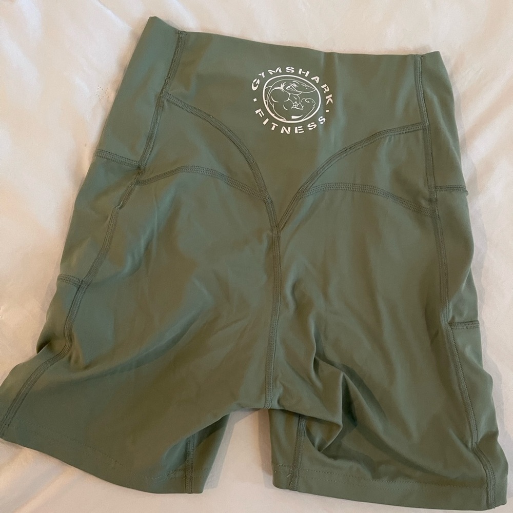 Green legacy shorts